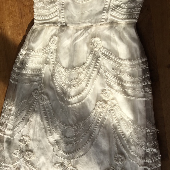 *SOLD* The Anissa sleeveless mesh lace dress size - Picture 6 of 8